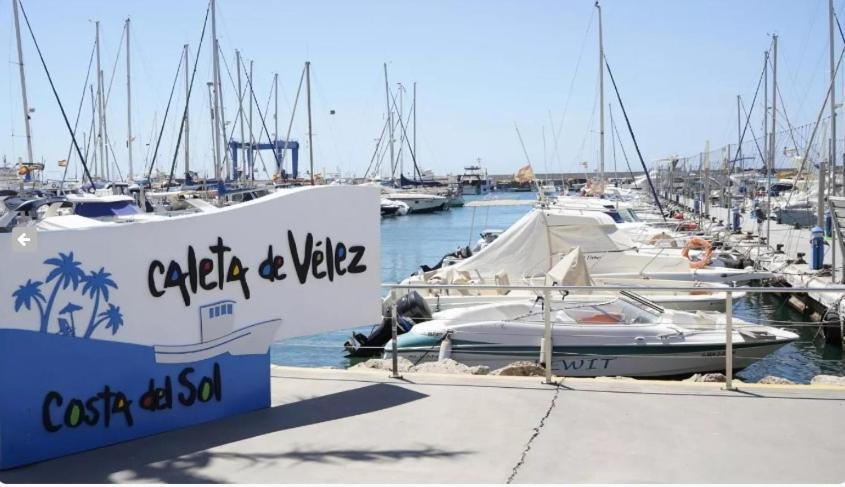 Precioso Apartamento En Primera Linea De Playa En Caleta De Velez Buitenkant foto